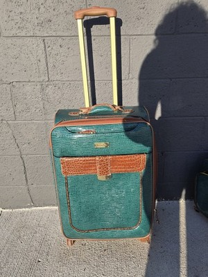 Samantha Brown Croco Embossed Blue/Brown 2 Piece Luggage Set. Has Some Scratches