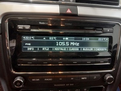 3T0035161 AUDIO SYSTEM / CD RADIO / 3T0035161 / 1579597 FOR SKODA SUPERB COMBI