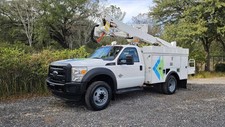 2013 Ford F-550 Super Duty XL Altec Bucket Truck