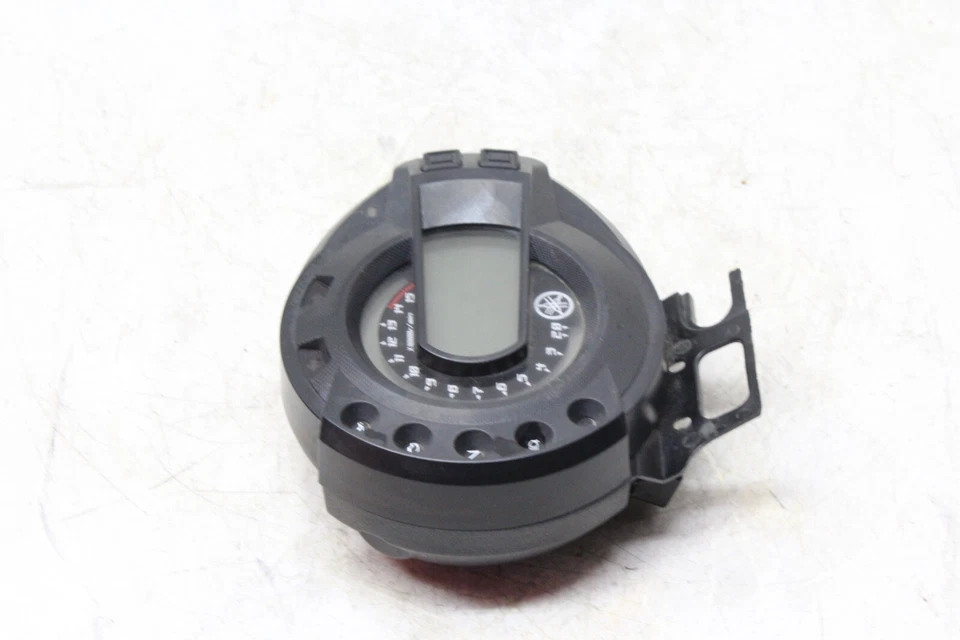 04-06 YAMAHA FZ6 OEM SPEEDO TACH GAUGES DISPLAY CLUSTER SPEEDOMETER TACHOMETER - Image 4 of 4