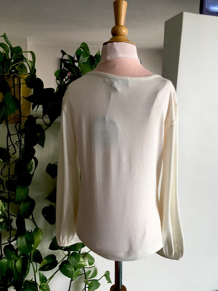 TORRE EIFFEL MOTIVO BRILHANTE COM FITA TOPPERBGOLD MENINA LS MARFIM TOP 6 ANOS NOVO COM ETIQUETAS - Imagem 2 de 4