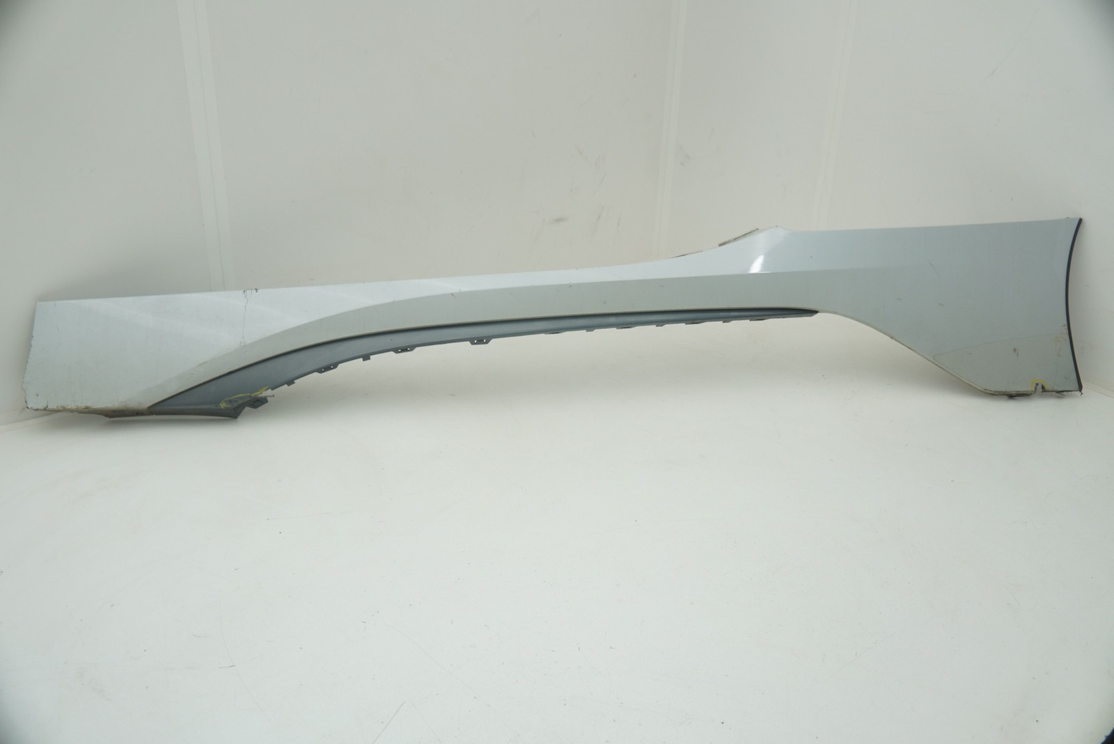 Left Driver Rocker Panel Side Skirt Trim Cover Panel 51777372039 BMW i8 *Note*