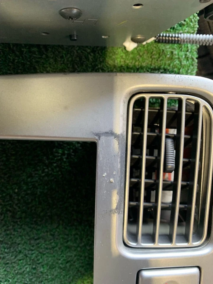 SUBARU Forester SG5 SG9 Upper Center Audio Panel Interior Storage - Image 3 of 4