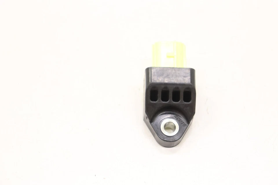 Sensor de impacto de choque airbag trasero izquierdo Toyota Highlander 2014-2019 OEM 898310R100 Foto 2 de 4