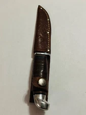 Vintage KINFOLKS 370 4-1/2 Fixed Blade Hunting Knife Stacked Leather Sheath USA