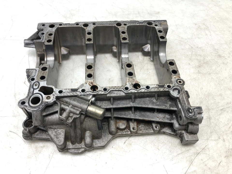 AUDI Q7 S-LINE 2013-2015 3,0 L MOTOR CIGÜEÑAL MONTAJE SECCIÓN BLOQUE INFERIOR FABRICANTE DE EQUIPOS ORIGINALES. Foto 2 de 4