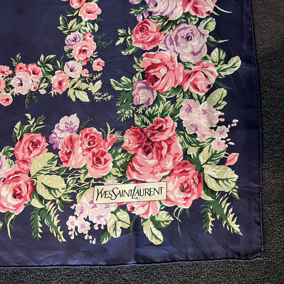 Yves Saint Laurent Navy/Pink Silk Twill Floral Scarf 77cmx77cm Rev