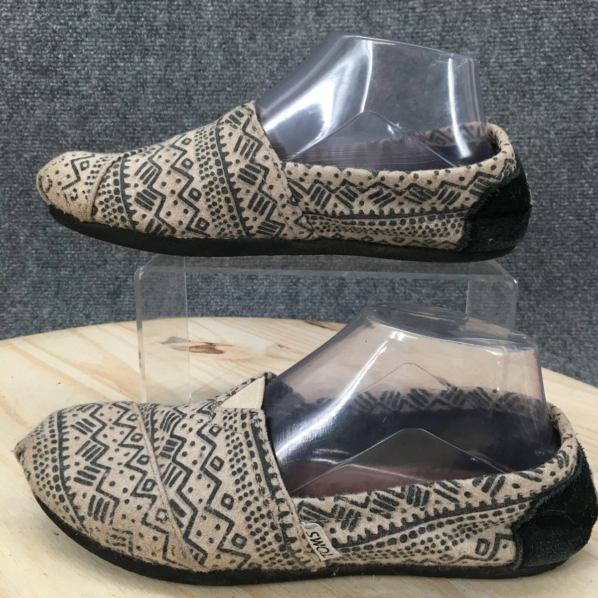 Toms Shoes Womens 7 Classic Printed Wool Flats 670615 White Black