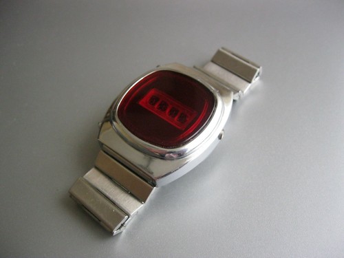 NOS!Watch Rare Soviet Elektronika 1 Red Pulsar Quartz USSR 1982 Digital Led - Picture 5 of 12