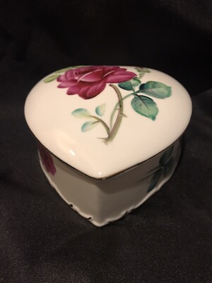 Lefton Heart Trinket Box W/Lid & Hand Painted Roses. Made In Japan