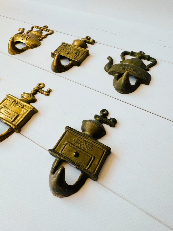 Juego de 2 ganchos de pared de latón de cocina vintage, perchas de pared antiguas para toallas Foto 2 de 4