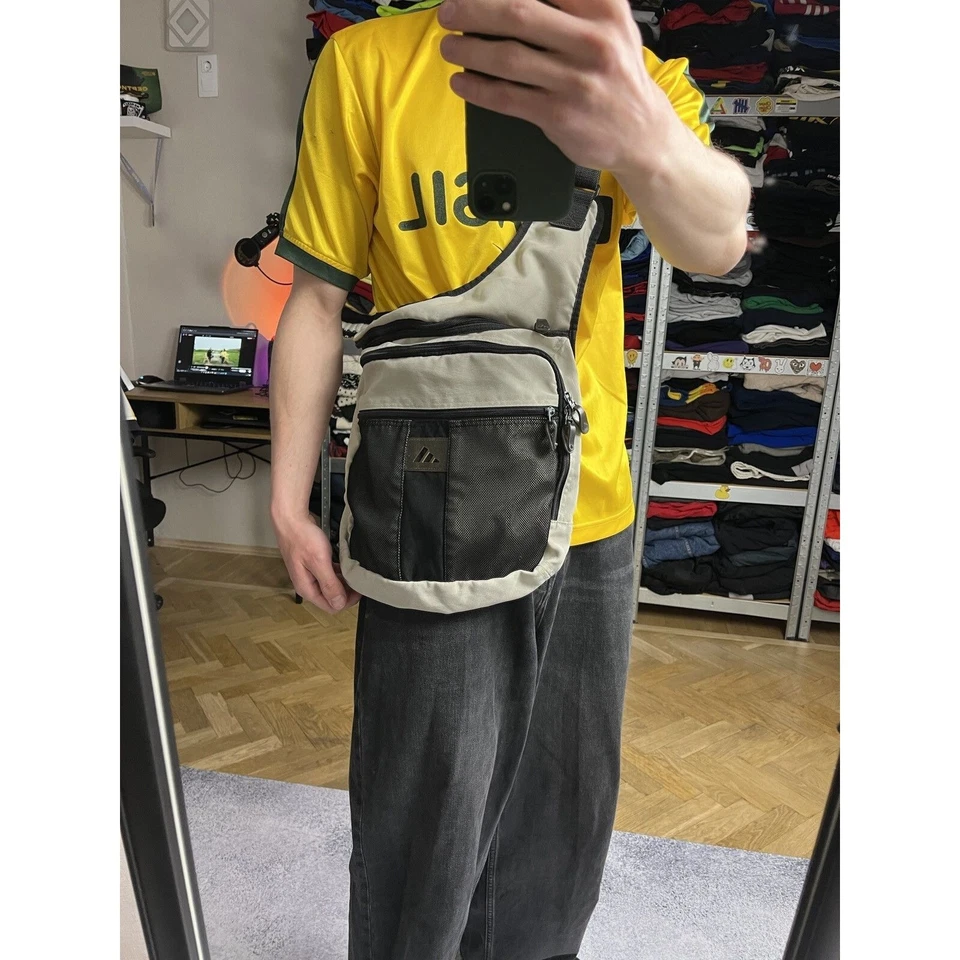 Vintage Adidas Very Rare Technical Sling Bag 00’s Hype Gorpcore Y2k Streetwear - Image 3 of 4