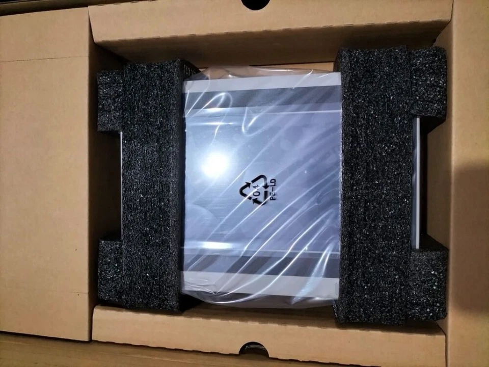 Allen Bradley 2711R-T7T PANELVIEW 800 7-INCH HMI TERMINAL 2711RT7T - Image 4 of 4