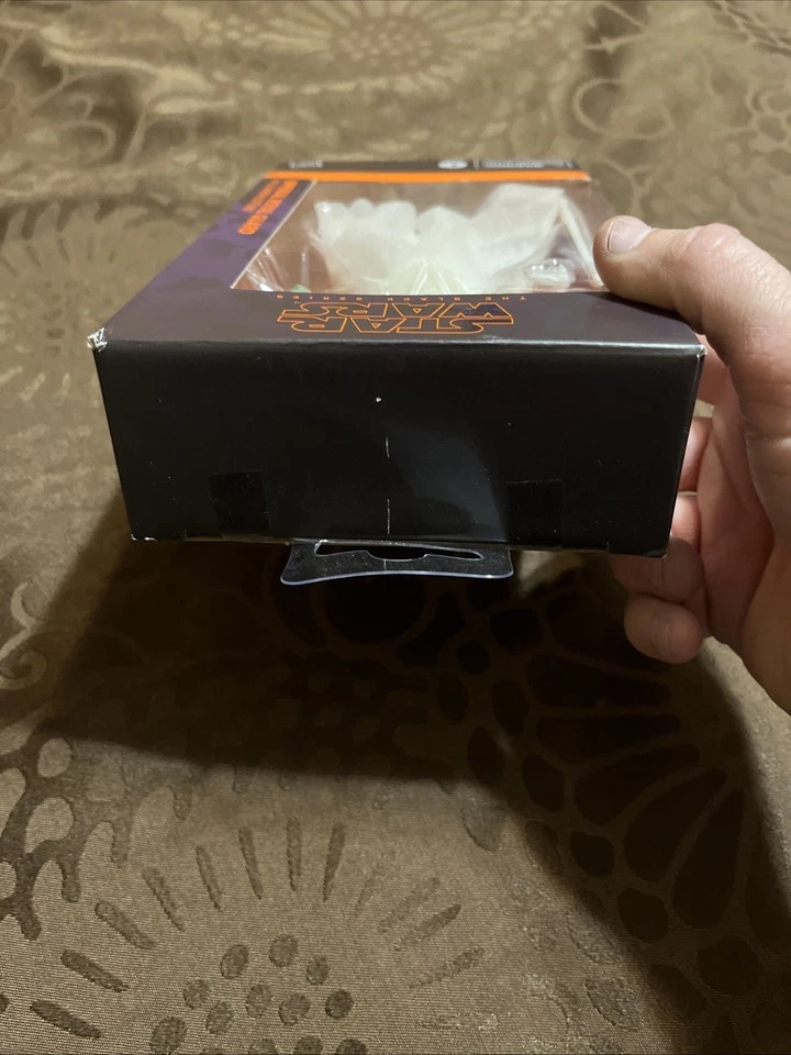 Star Wars Black Series Imperial Royal Guard (Halloween Edition) 6" Figure - Image 4 of 4