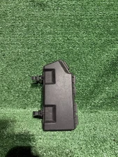 2006-2011 MERCEDES-BENZ ML350 - Front FUSE BOX Cover 1645400782