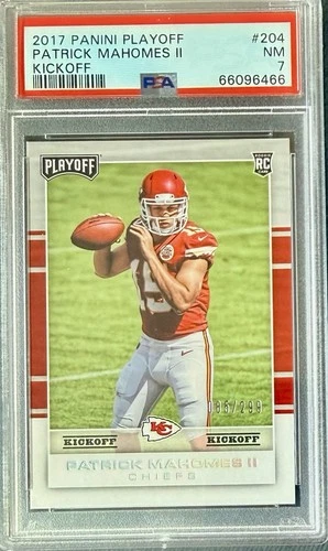 2017 Panini Playoff Patrick Mahomes II #204 Kickoff 085/299 PSA 7 RC