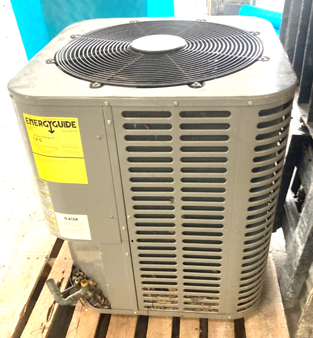 AmeriStar Ton 14 Seer R410A Air Conditioner AC Condenser M4AC4048D1000AA  USED
