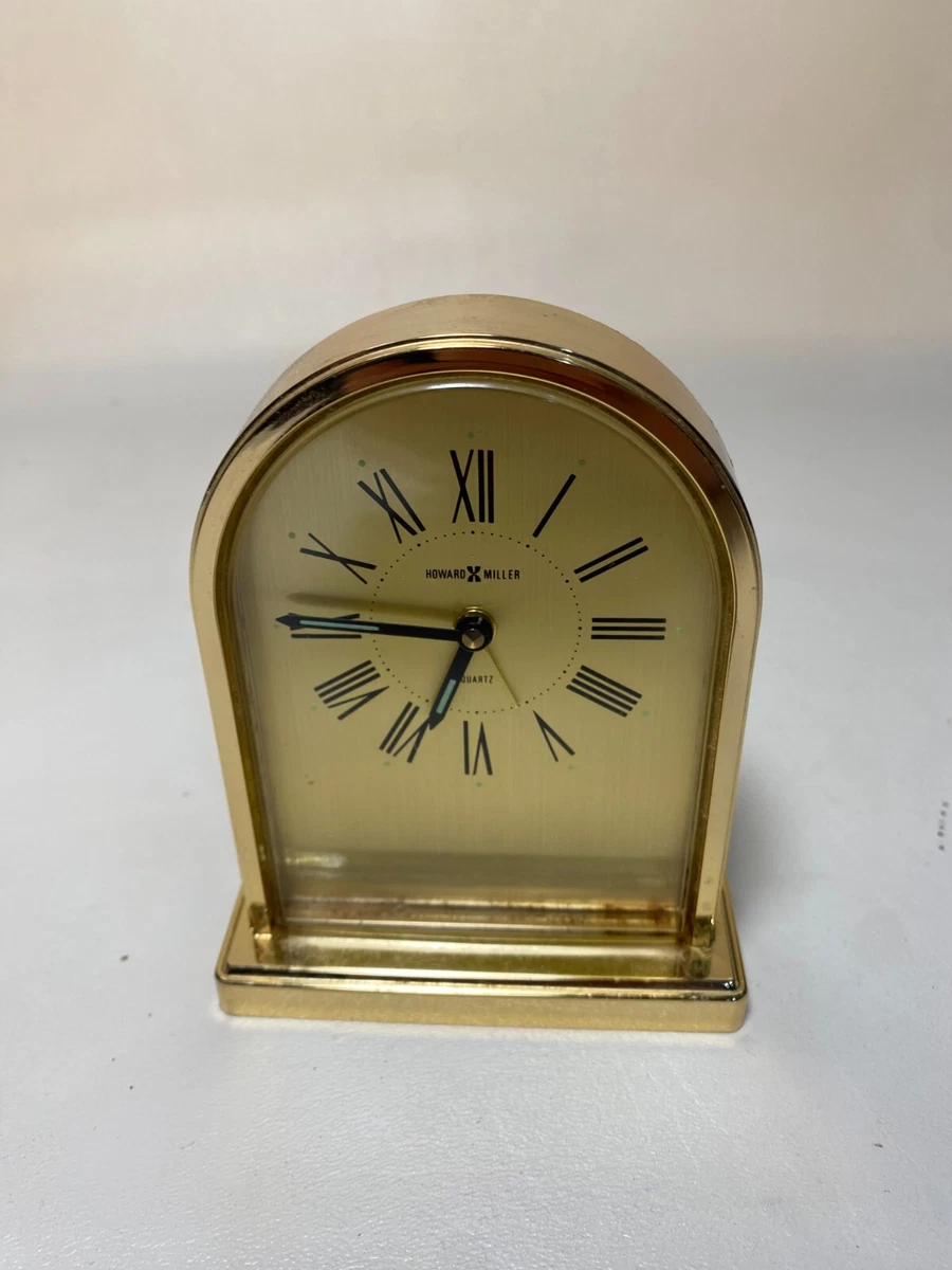 Howard Miller Bryant Orologio Da Tavolo | Sveglia Silenziosa In Vetro E Alluminio Con Numeri Romani