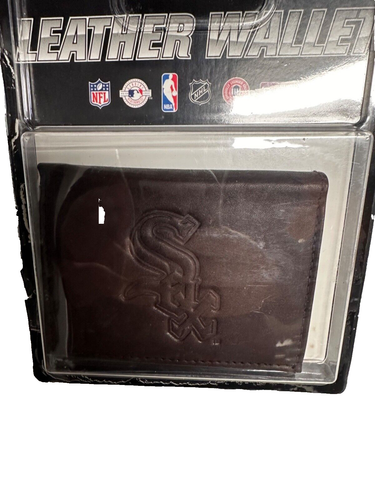 MLB Chicago White Sox BROWN Embossed Genuine Leather Wallet Bill Tri-Fold XMAS - Picture 3 of 5