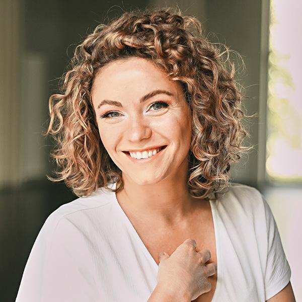 Thumbnail - Räum Dich Glücklich Anika Schwertfeger