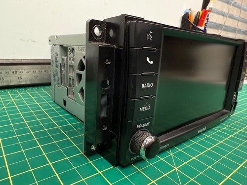 2013 - 2018 Town & Country Caravan Radio CD Player Info Screen P05091327AE OEM - Picture 11 of 11
