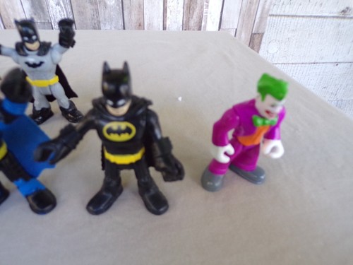 IMAGINEXT Super Friends DC Comics Supereroe Batman Joker lotto di 10 falena assassina - Foto 3 di 10