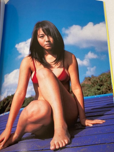 SAYAKA ISOYAMA / ISAO HIRACHI / ISOLTUKO ASOBI / Japanese Photo Book / - Picture 3 of 8