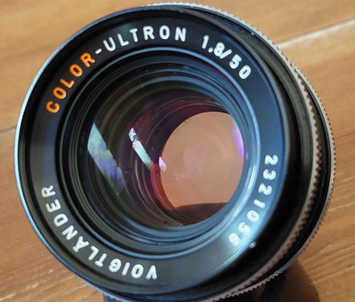 Voigtlander Color-Ultron 1.8/50mm  M42 Mount