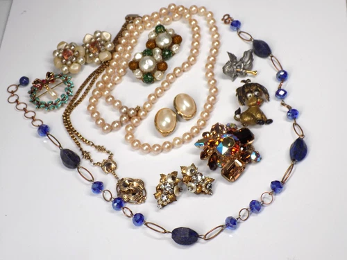 Vintage Costume Jewelry Lot Monet Pearls Austria Brooch Robert Lisner Variety