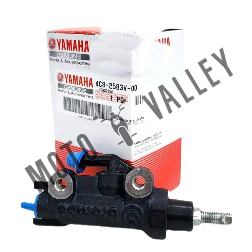 Genuine Yamaha YZF R1 2007-2008 Brembo Rear Brake Master Cylinder 4C8-2583V-00 Foto 3 de 4