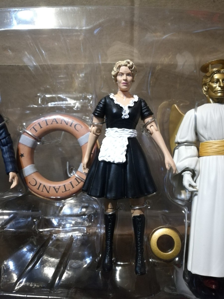 美品 Doctor Who: BLOOD HEAT 洋書 レア Clare-Hope Ashitey Rittenhouse Doctor Who 11 & 12 Full Bleed