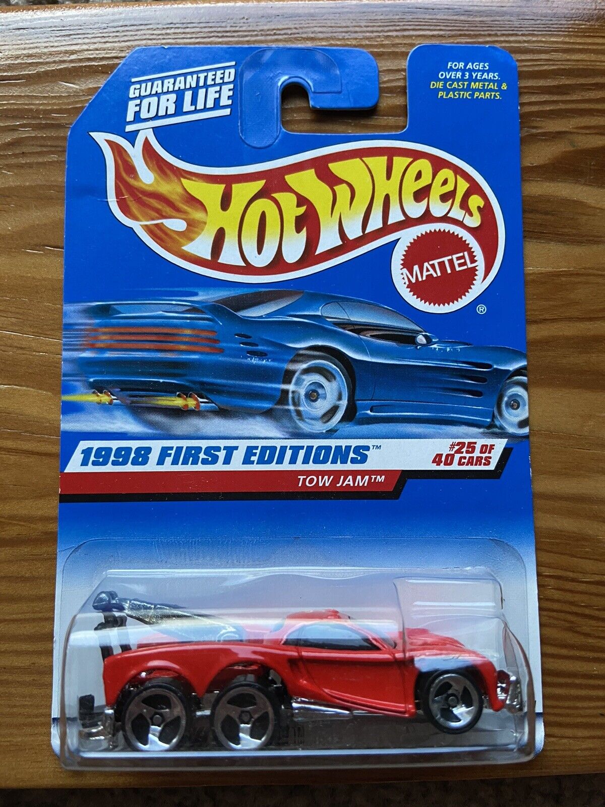 25 of 40 in Red with Original Box. Hot Wheels TOW JAM No
