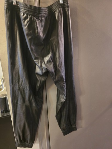 WOMENS LORD AND TAYLOR BLACK LEATHER JOGGERS XL - Picture 5 of 8