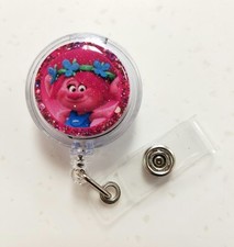 TROLLS " Princess Poppy " Retractable Badge Reel Holder, Glitter 3D Dome