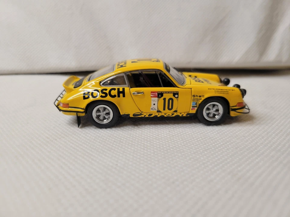 Желтый Porsche 911 Crrera Rs Bosch No5 ограниченный выпуск 1:43 - Изображение 3 из 4