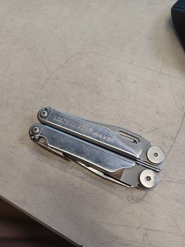 Leatherman Wave Multi-tool - Highly rated Buy It For Life recommendation