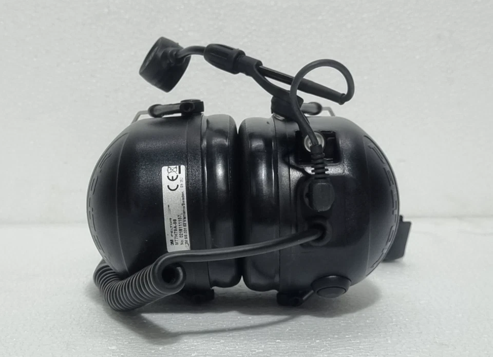 3M PELTOR MT7H79A-98 TWO WAY COMMUNICATION HEADSET - Image 4 of 4