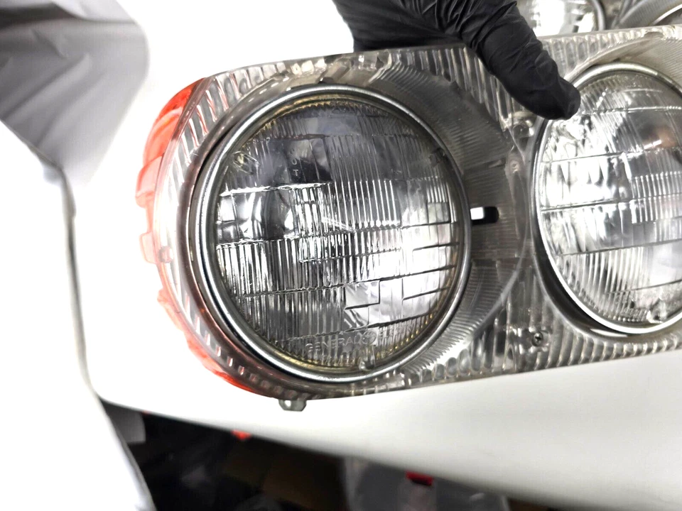 Par limpio OEM 1972-1985 Mercedes Benz R107 C107 SL SL SLC faros 450SL 560SL Foto 4 de 4