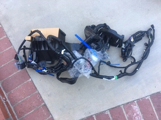 OEM NUEVO FORD EXPLORER 2017 MOTOR PRINCIPAL TELAR HB5Z 14290 A Foto 3 de 4