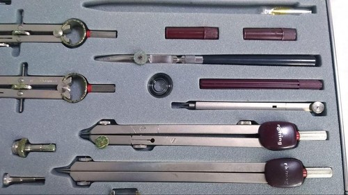 Almost Rotring Drafting Tools Compass Set - Foto 6 di 14