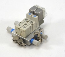SMC Valve Terminal with 2x Solenoid Valve SYJ3143-5LOZ-Q