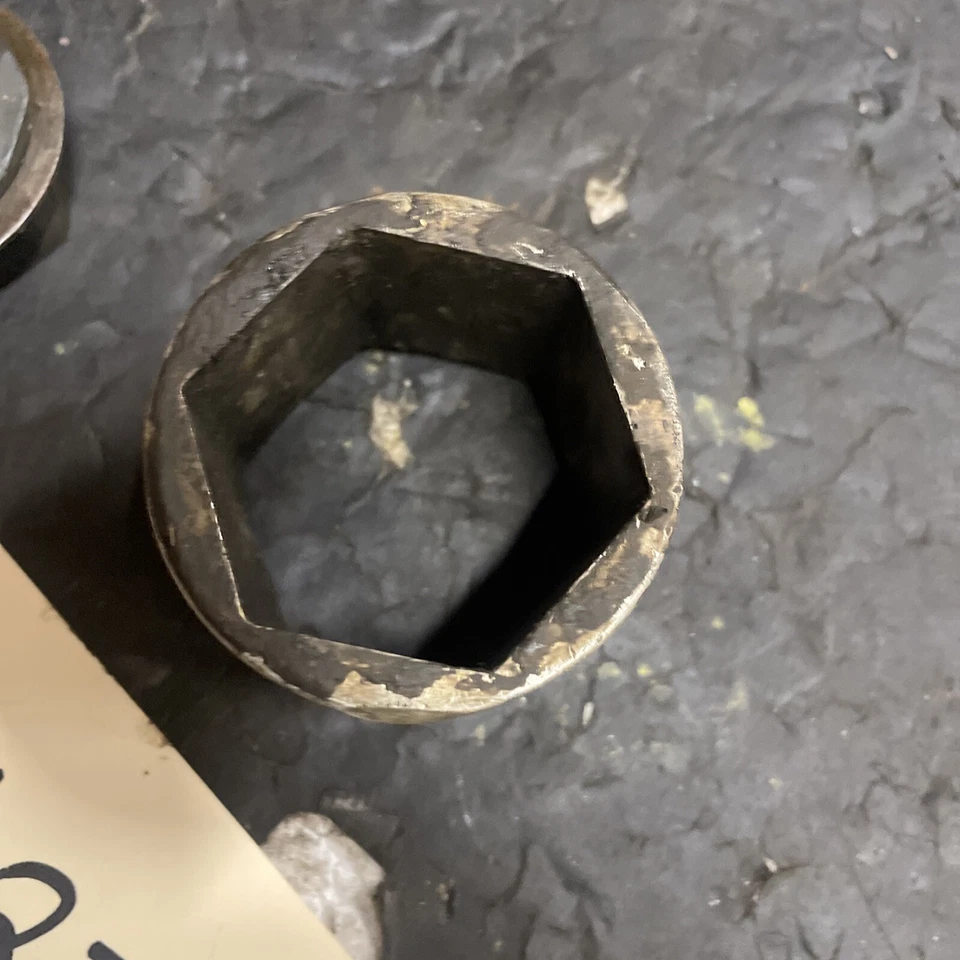 TUERCA EJE FRENO TRASERO POLARIS 2000 EXPLORER 250cc 4X4 Foto 2 de 4