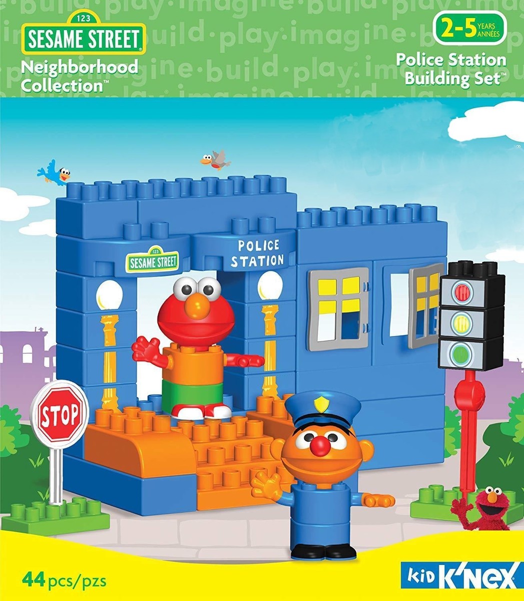 Kid K'nex - Neighborhood Collection / Sesame Street Police Station