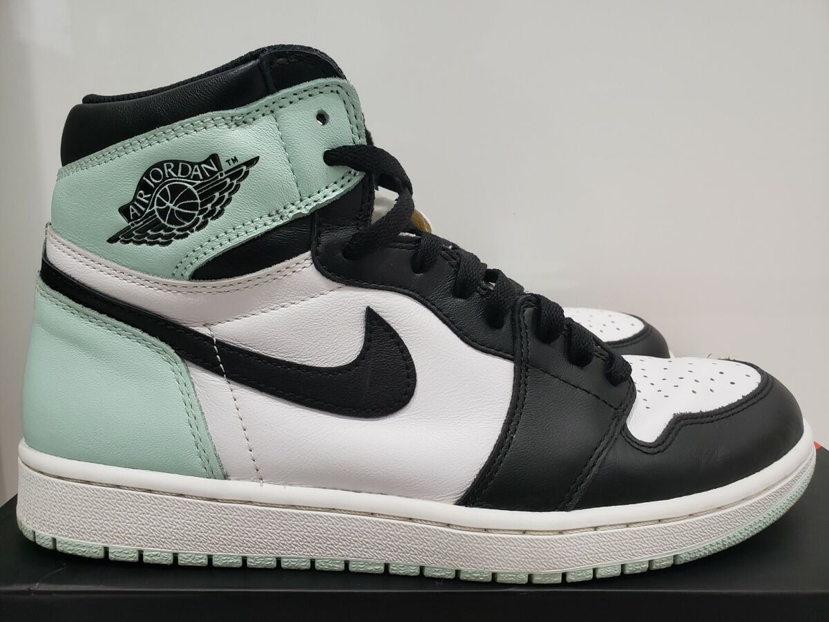 2017 Nike Air Jordan 1 Retro High OG Igloo Size 10.5 861428 2017 Nike Air Jordan 1 Retro High OG Igloo Size 10.5 861428