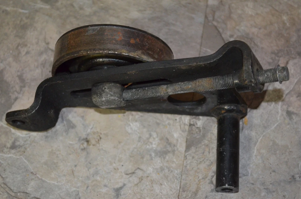 93-97 Ford Probe Mazda MX6 626 2,5 L Alternador Polea Correa Tensor Soporte OEM Foto 3 de 3