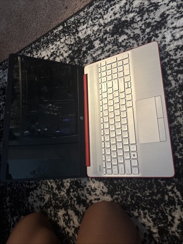HP Chromebook 14-q049wm 14in. - Picture 9 of 13