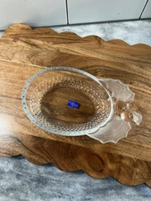 STUDIO NOVA GLASS CANDY/CONDIMENT DISH w/HOLLY LEAVES AND BERRIES