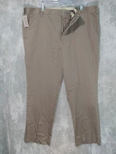 Dockers Pants Mens 42x32 Beige Khaki Flat Front Classic Fit D3 Cotton Casual