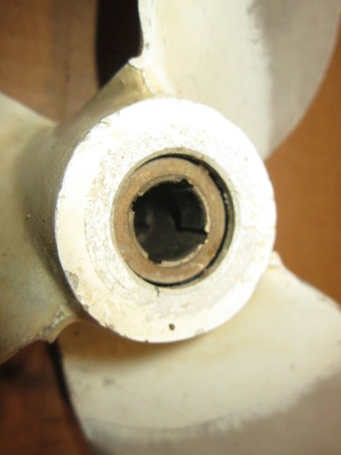 Mariner OEM 6-9 HP A B Series Pin-Drive Over-Prop Exhaust Propeller Prop 9" X 7" - Picture 4 of 4