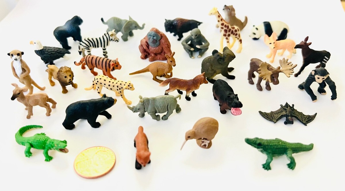 Set of 30 The Wild Pack Safari Good Luck Mini Tiny Model Figure